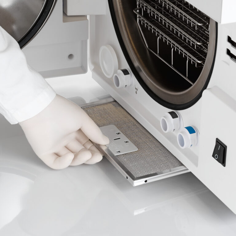 camosci-parni-sterilizatory-stern-weber-sw-17-22-28-plus-004